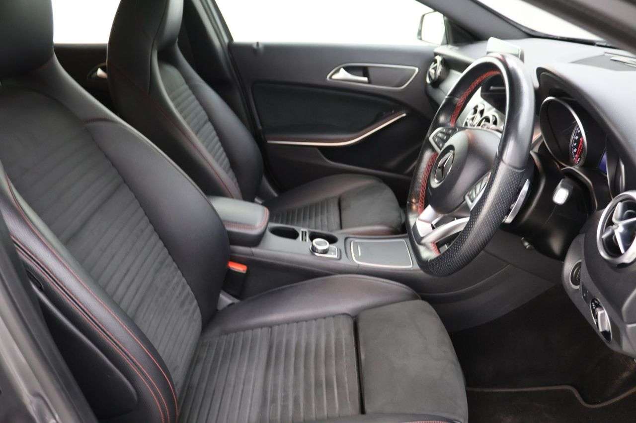 2019 MERCEDES-BENZ GLA CLASS 2019 MERCEDES-BENZ GLA CLASS