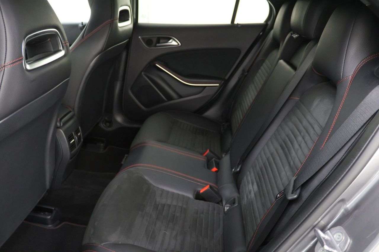 2019 MERCEDES-BENZ GLA CLASS 2019 MERCEDES-BENZ GLA CLASS