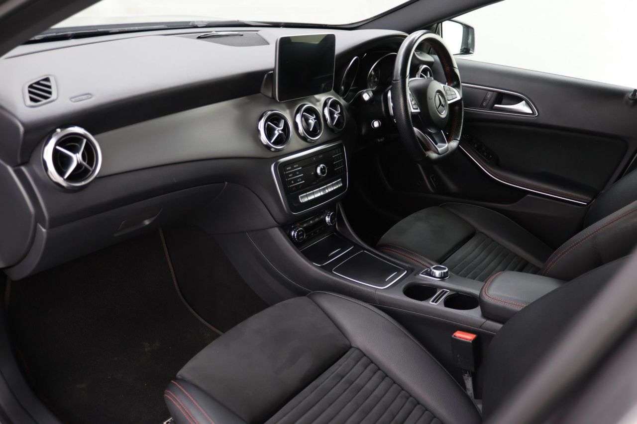 2019 MERCEDES-BENZ GLA CLASS 2019 MERCEDES-BENZ GLA CLASS