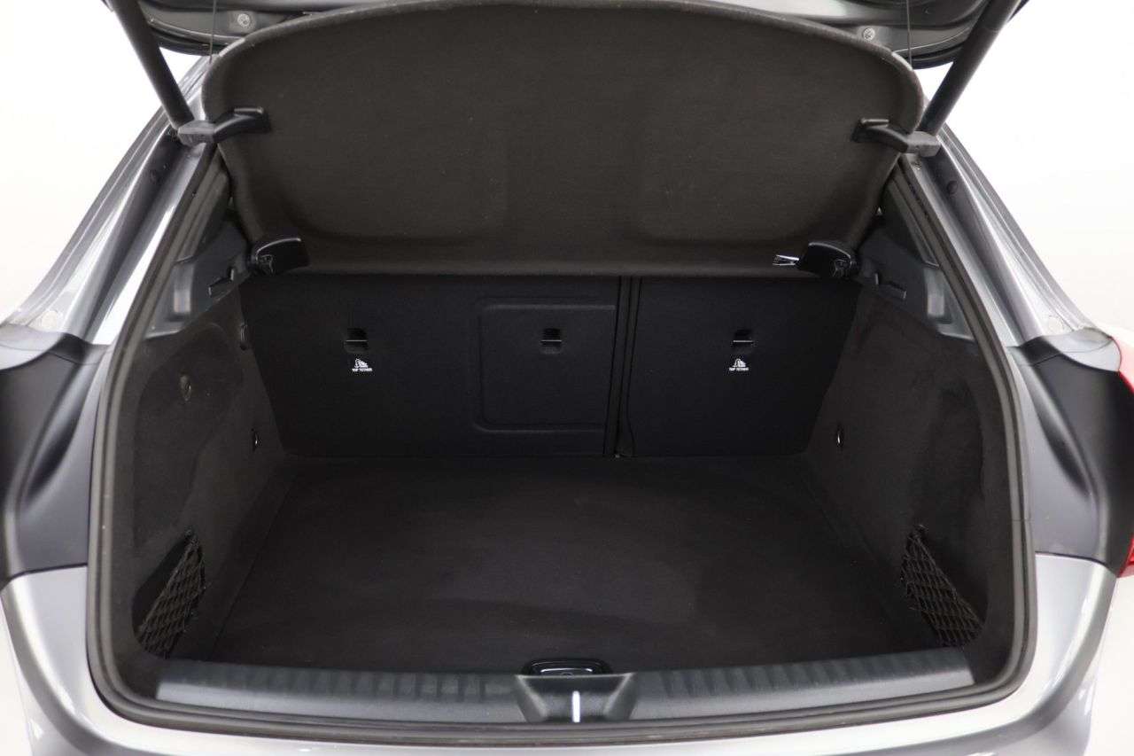 2019 MERCEDES-BENZ GLA CLASS 2019 MERCEDES-BENZ GLA CLASS