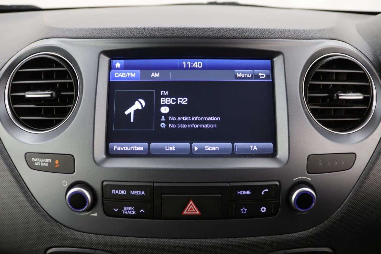 2018 HYUNDAI I10 2018 HYUNDAI I10