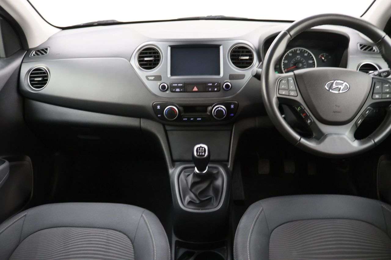 2018 HYUNDAI I10 2018 HYUNDAI I10