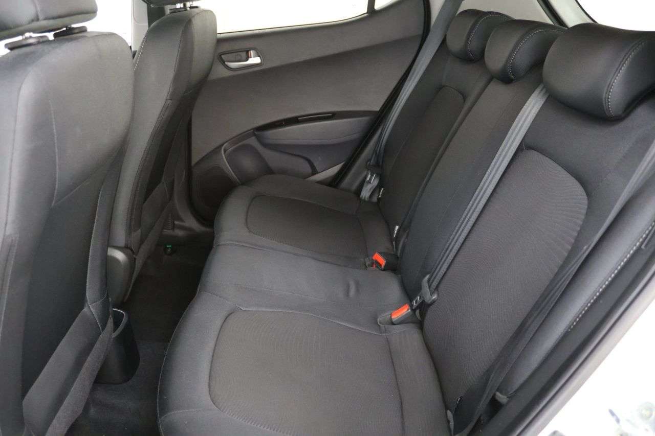 2018 HYUNDAI I10 2018 HYUNDAI I10