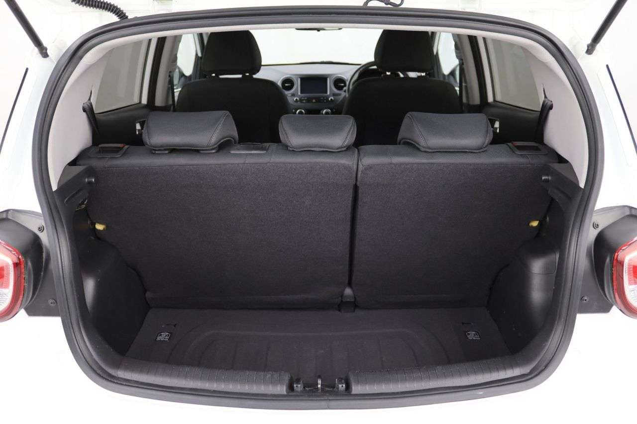 2018 HYUNDAI I10 2018 HYUNDAI I10