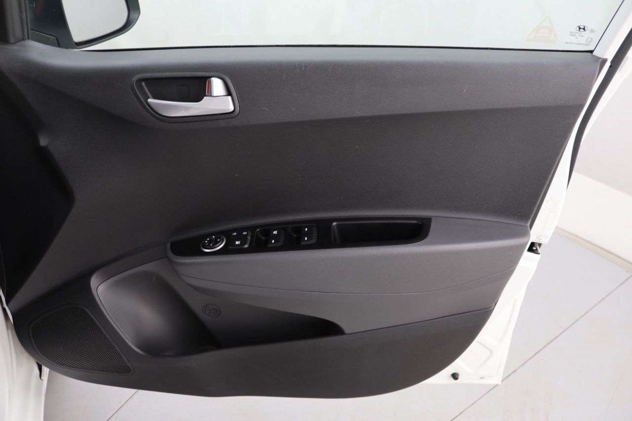 2018 HYUNDAI I10 2018 HYUNDAI I10