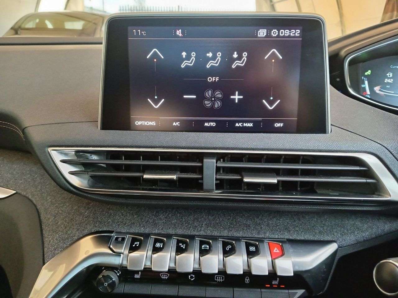 2019 PEUGEOT 5008 2019 PEUGEOT 5008