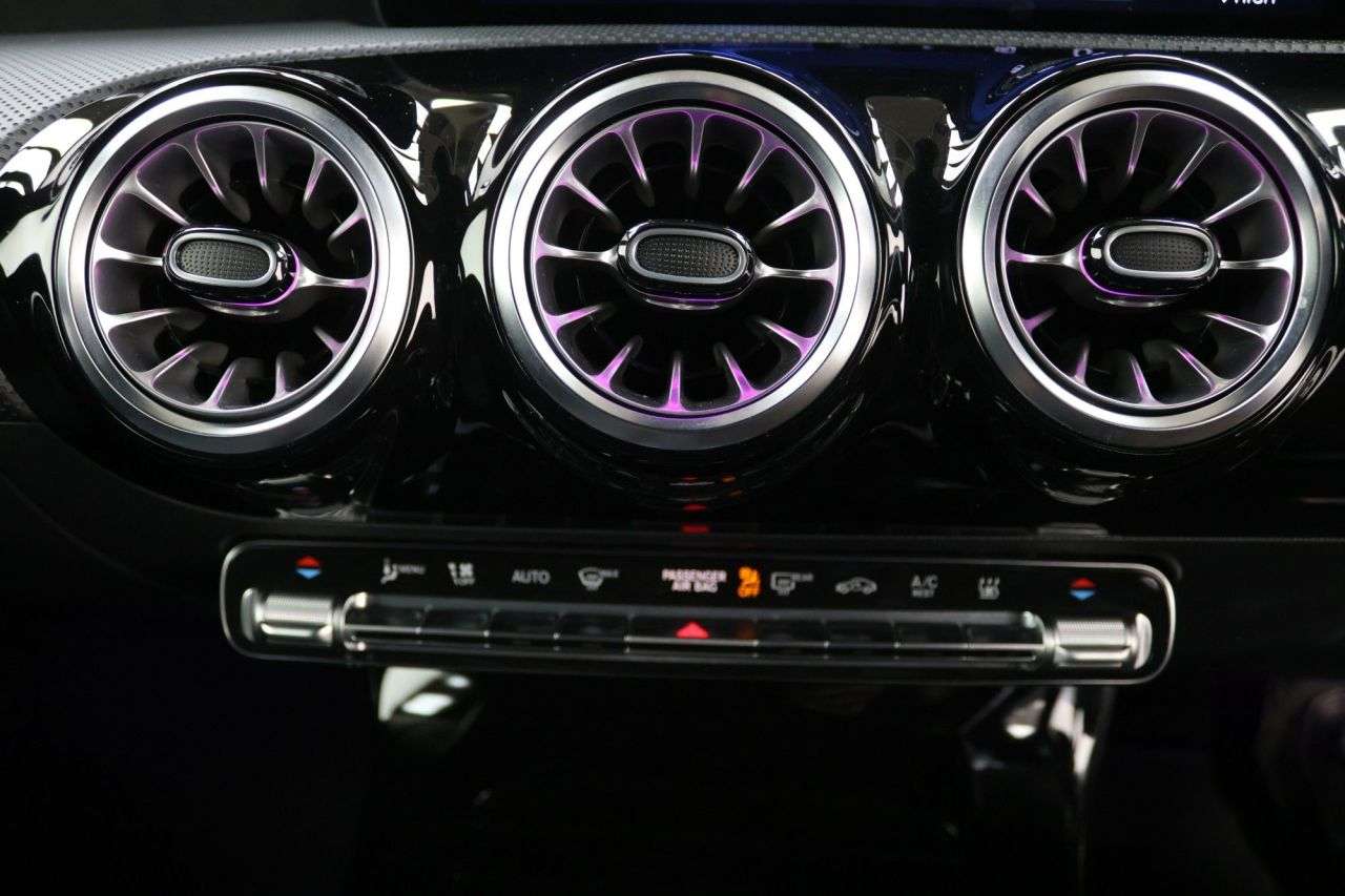 2022 MERCEDES-BENZ A CLASS 2022 MERCEDES-BENZ A CLASS