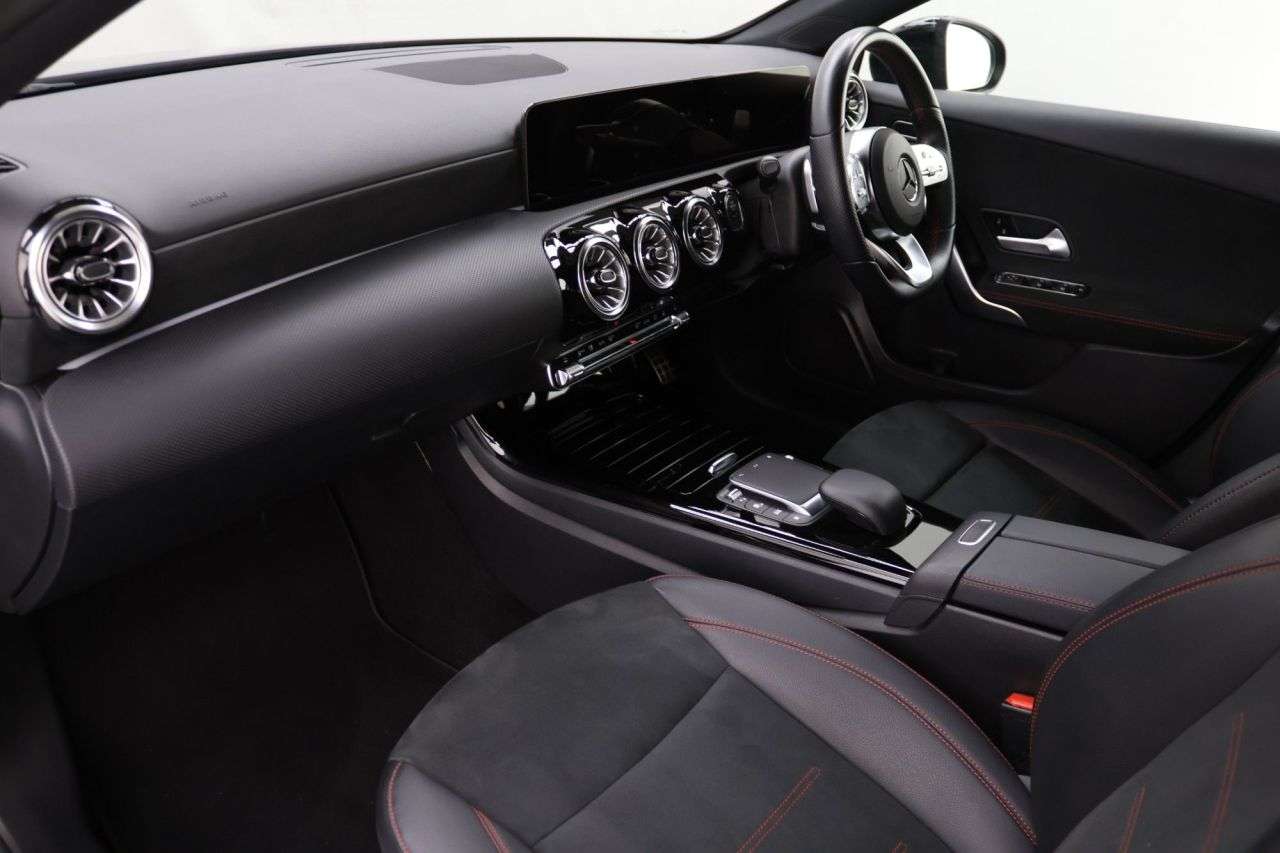 2022 MERCEDES-BENZ A CLASS 2022 MERCEDES-BENZ A CLASS