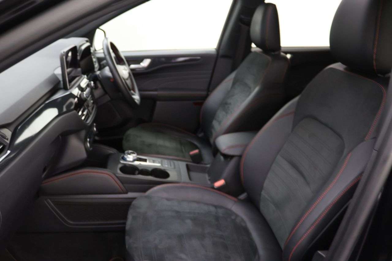 2022 FORD KUGA 2022 FORD KUGA