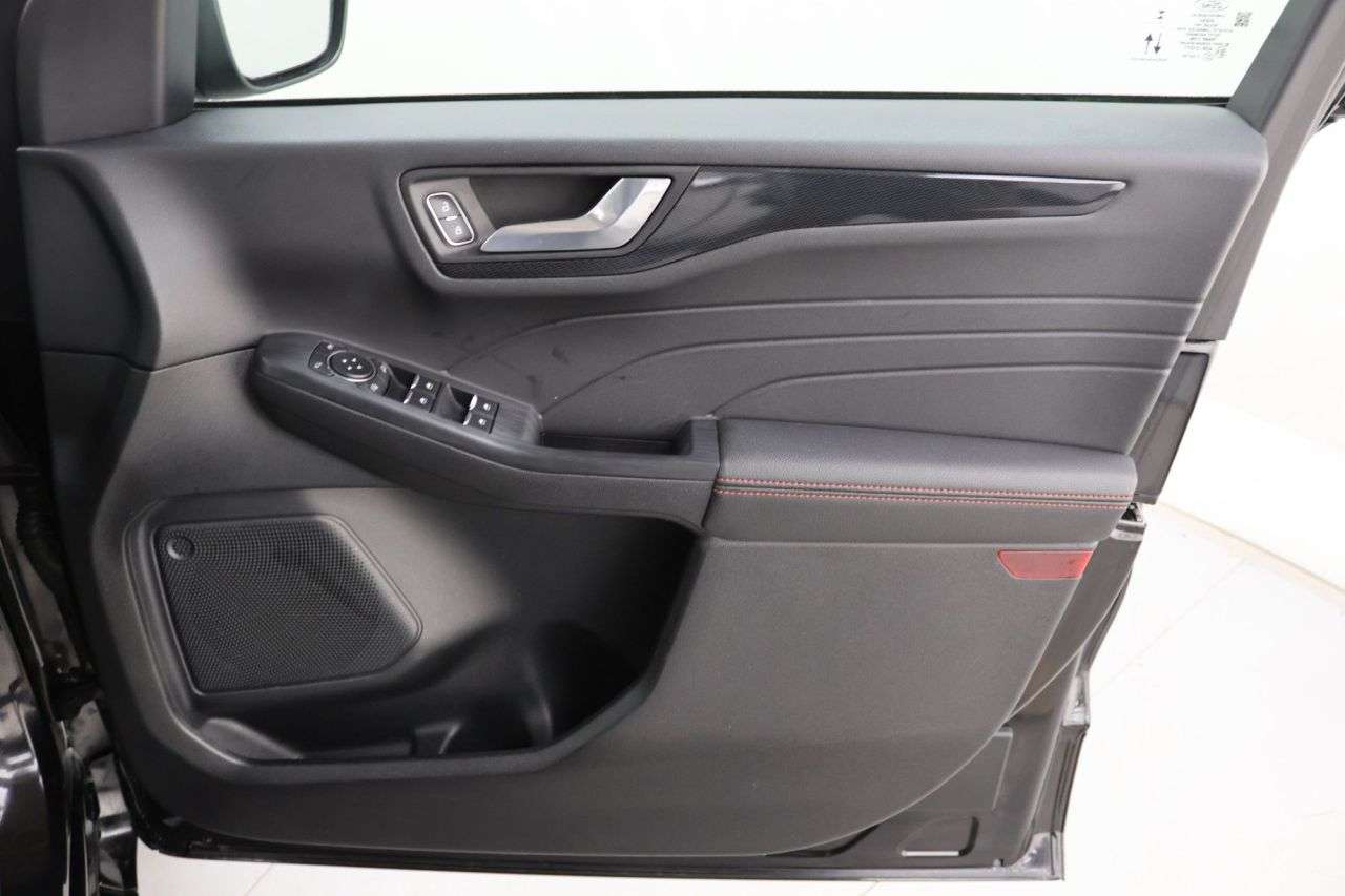 2022 FORD KUGA 2022 FORD KUGA