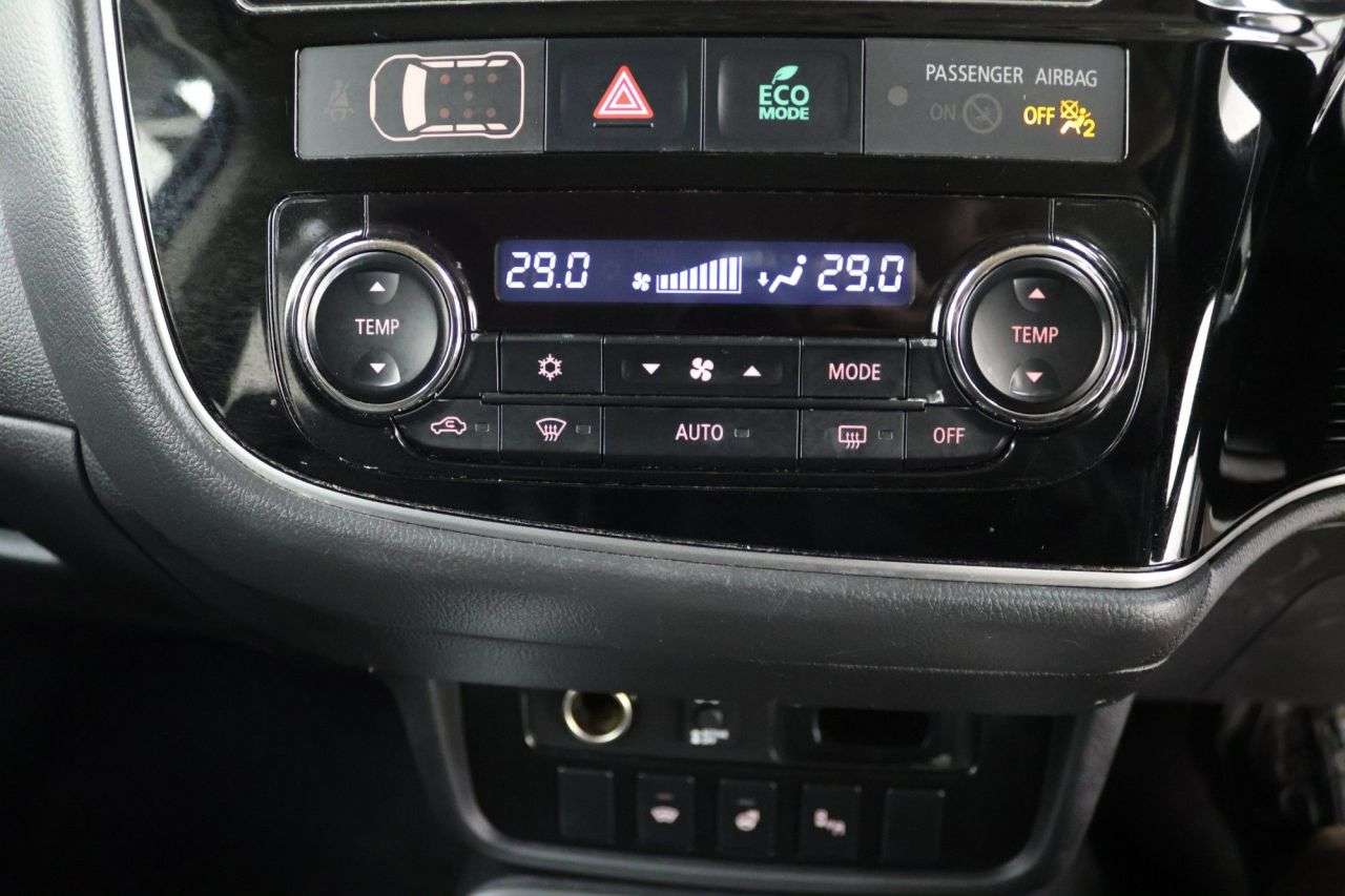 2018 MITSUBISHI OUTLANDER 2018 MITSUBISHI OUTLANDER