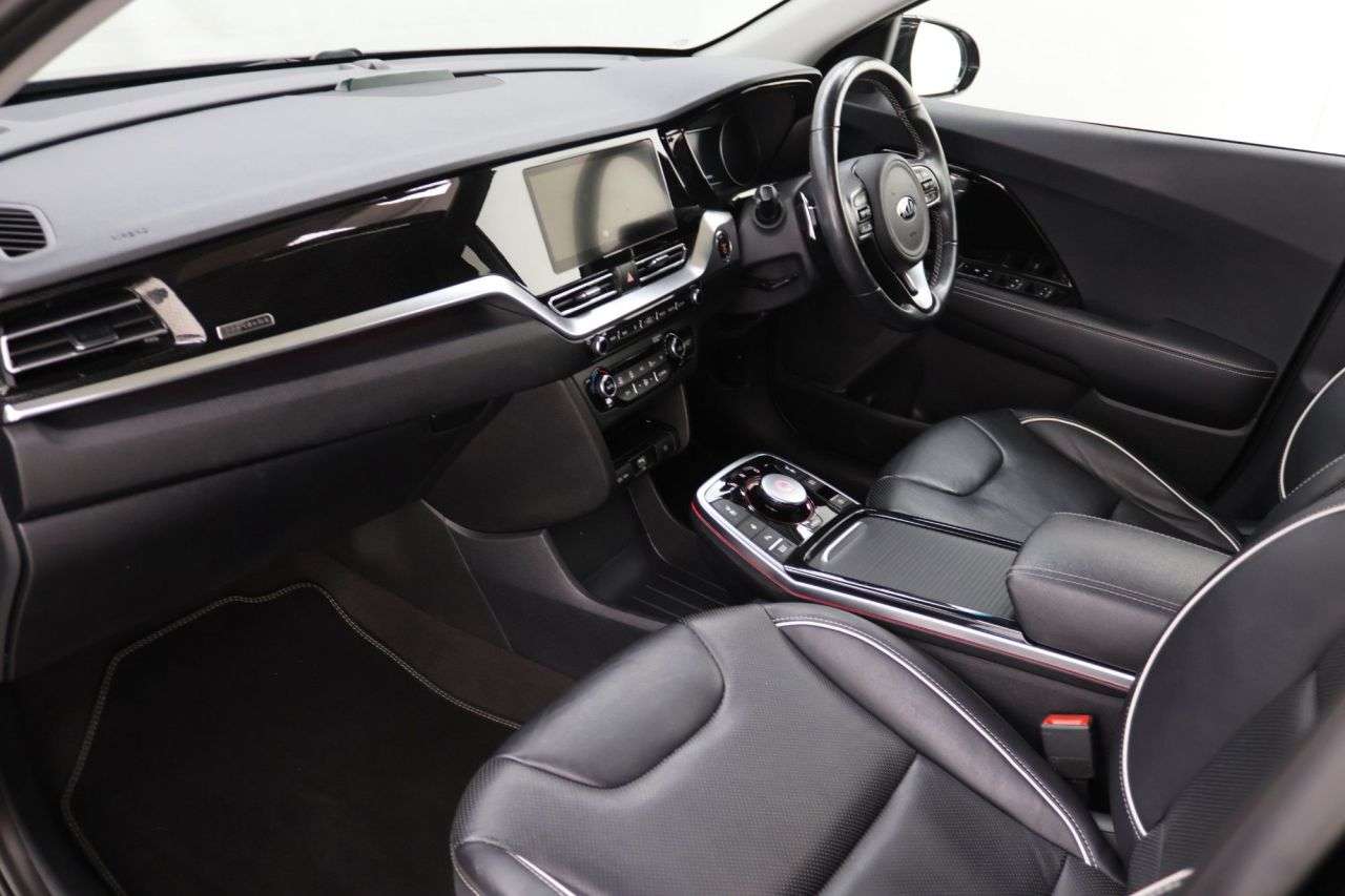 2021 KIA NIRO 2021 KIA NIRO