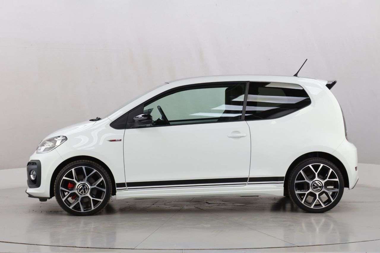 2021 VOLKSWAGEN UP! 2021 VOLKSWAGEN UP!