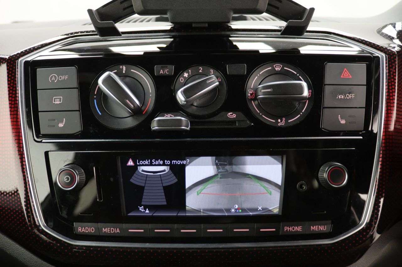 2021 VOLKSWAGEN UP! 2021 VOLKSWAGEN UP!