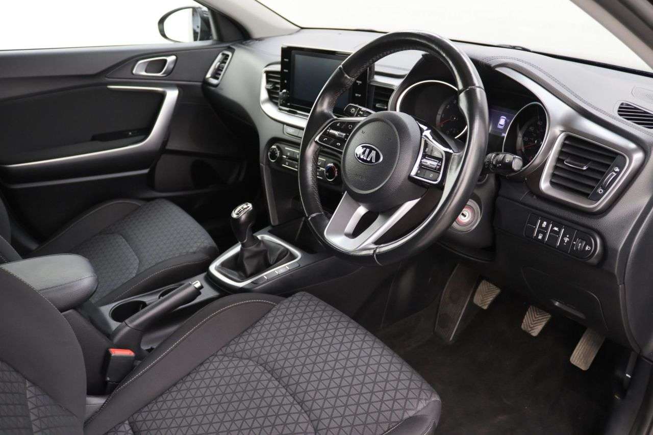 2020 KIA XCEED 2020 KIA XCEED