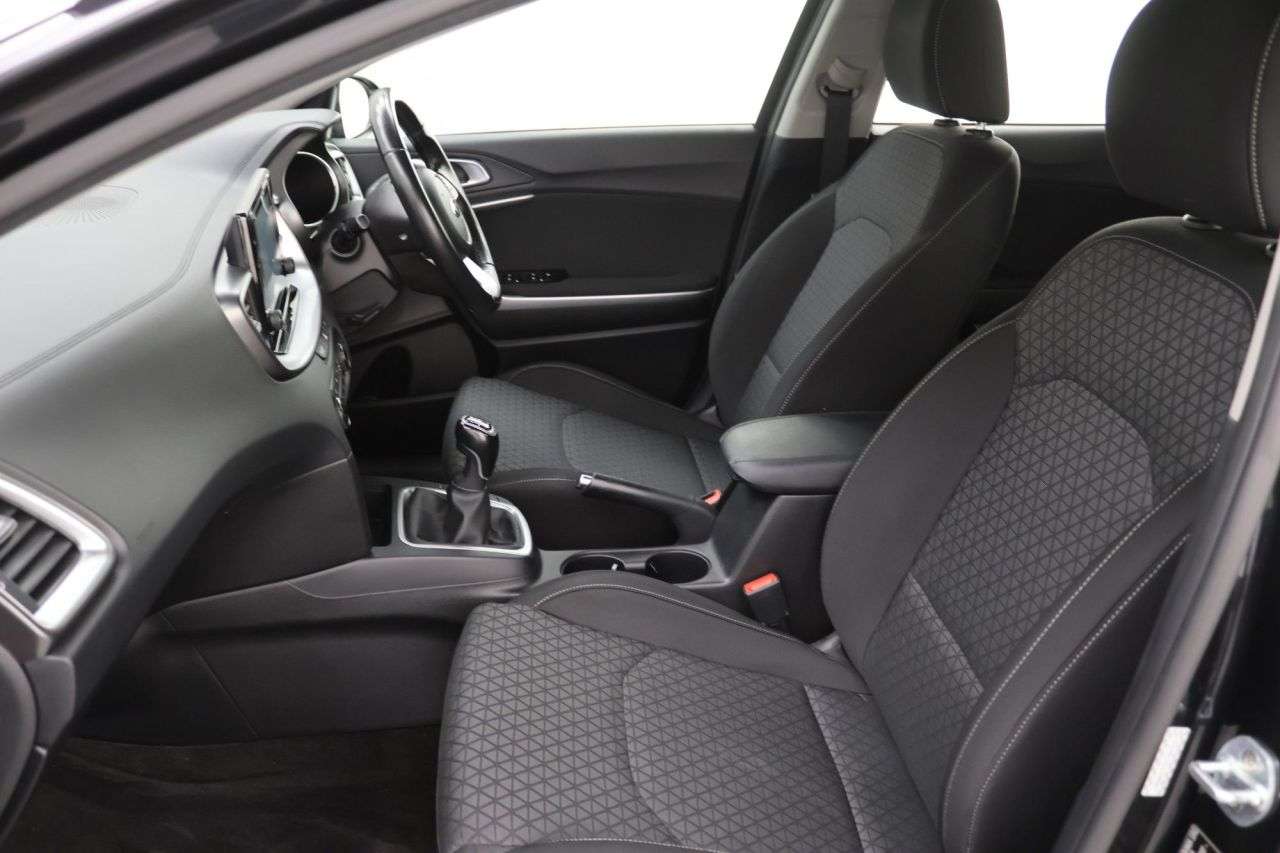 2020 KIA XCEED 2020 KIA XCEED