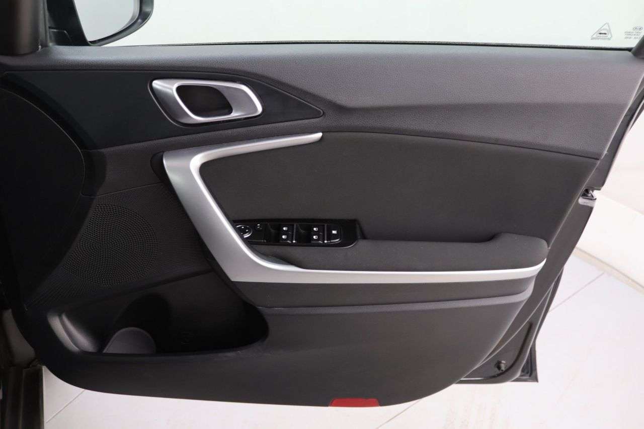 2020 KIA XCEED 2020 KIA XCEED