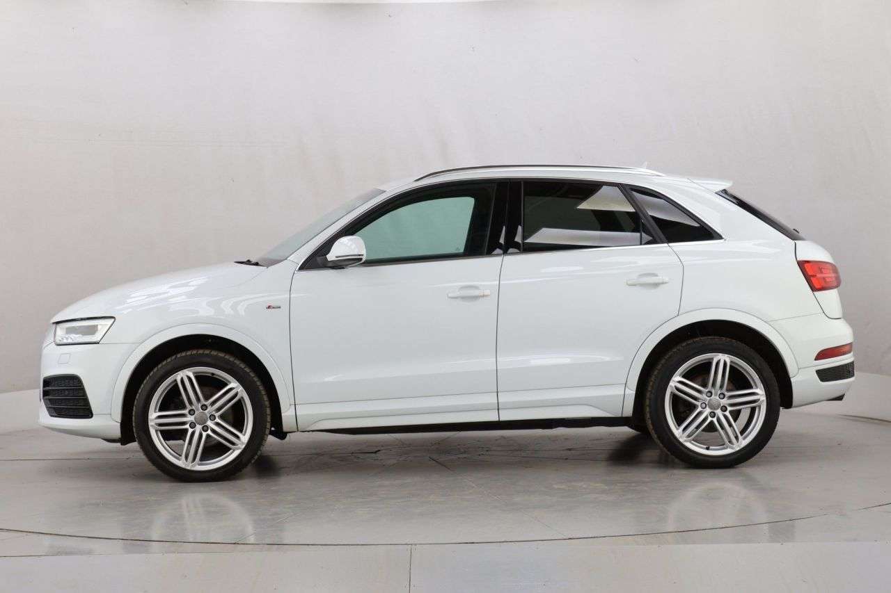 2015 AUDI Q3 2015 AUDI Q3