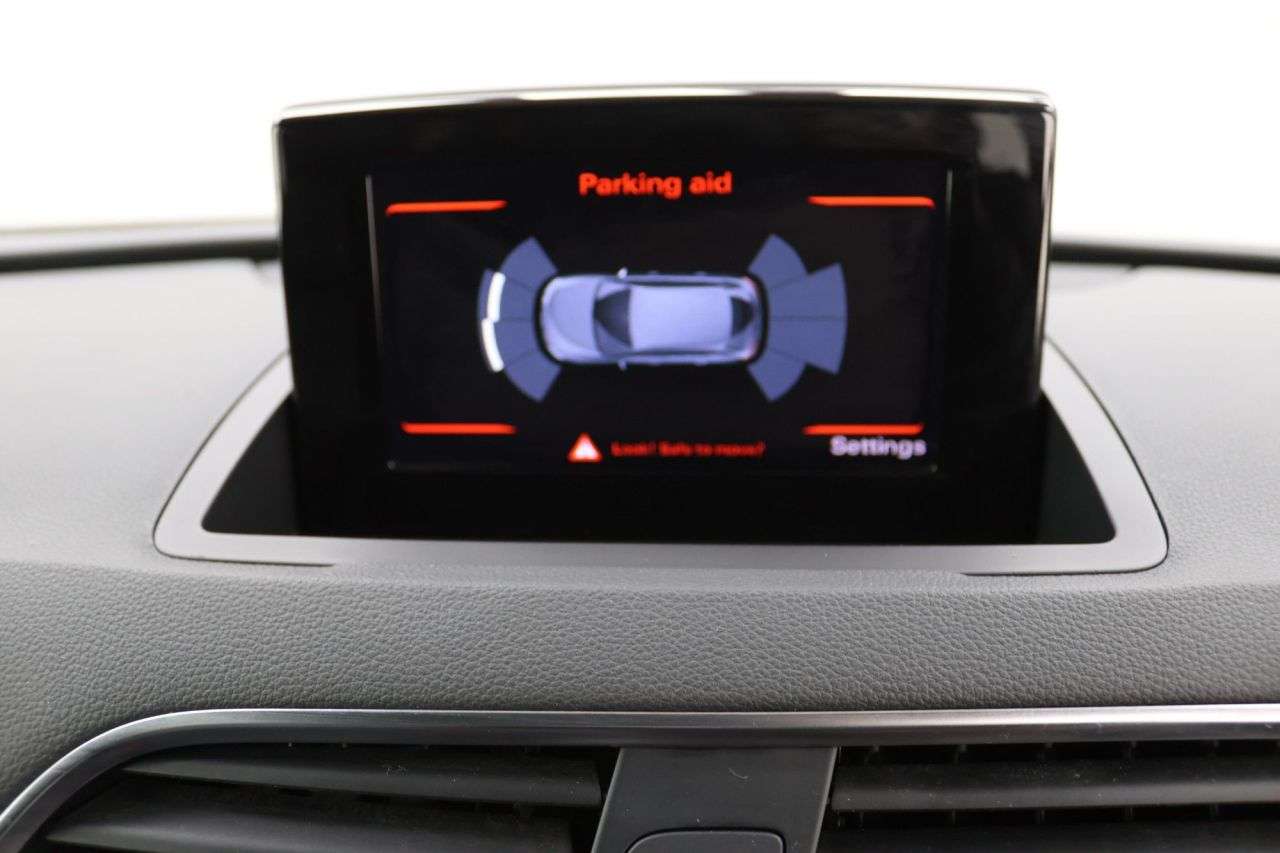 2015 AUDI Q3 2015 AUDI Q3