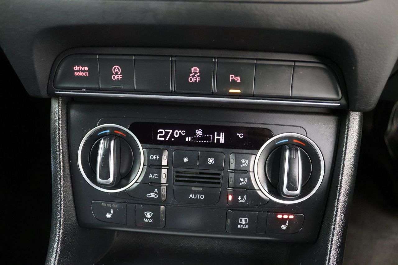 2015 AUDI Q3 2015 AUDI Q3