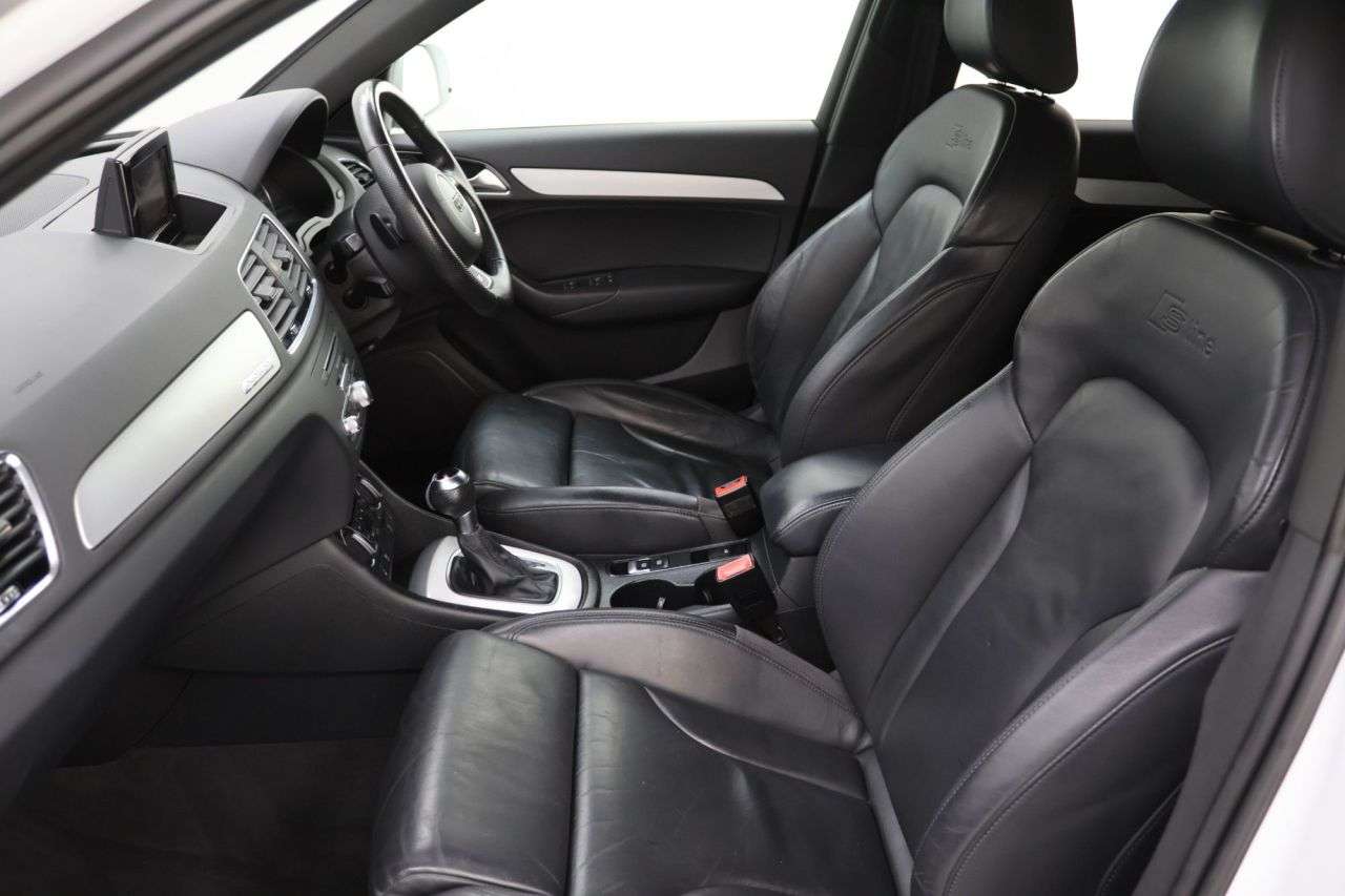 2015 AUDI Q3 2015 AUDI Q3