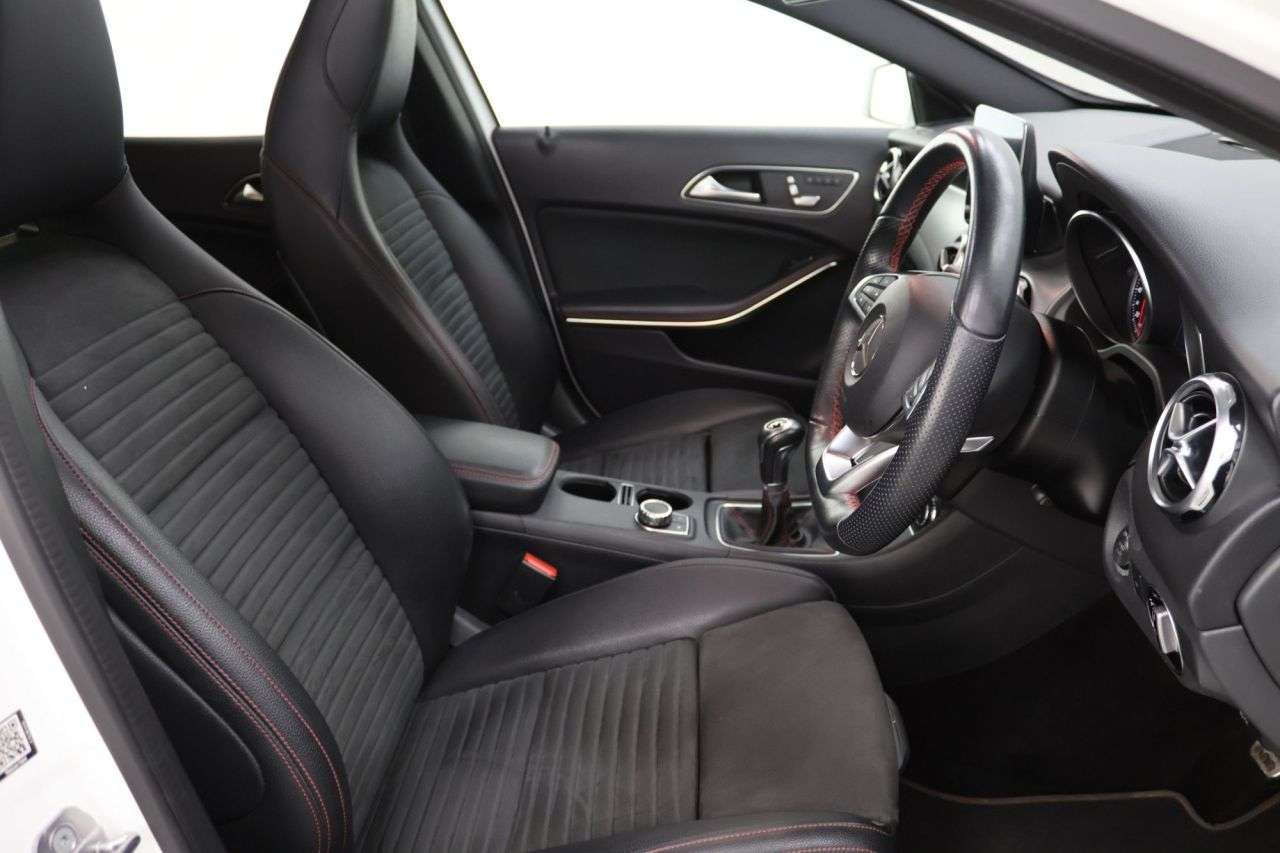 2019 MERCEDES-BENZ GLA CLASS 2019 MERCEDES-BENZ GLA CLASS