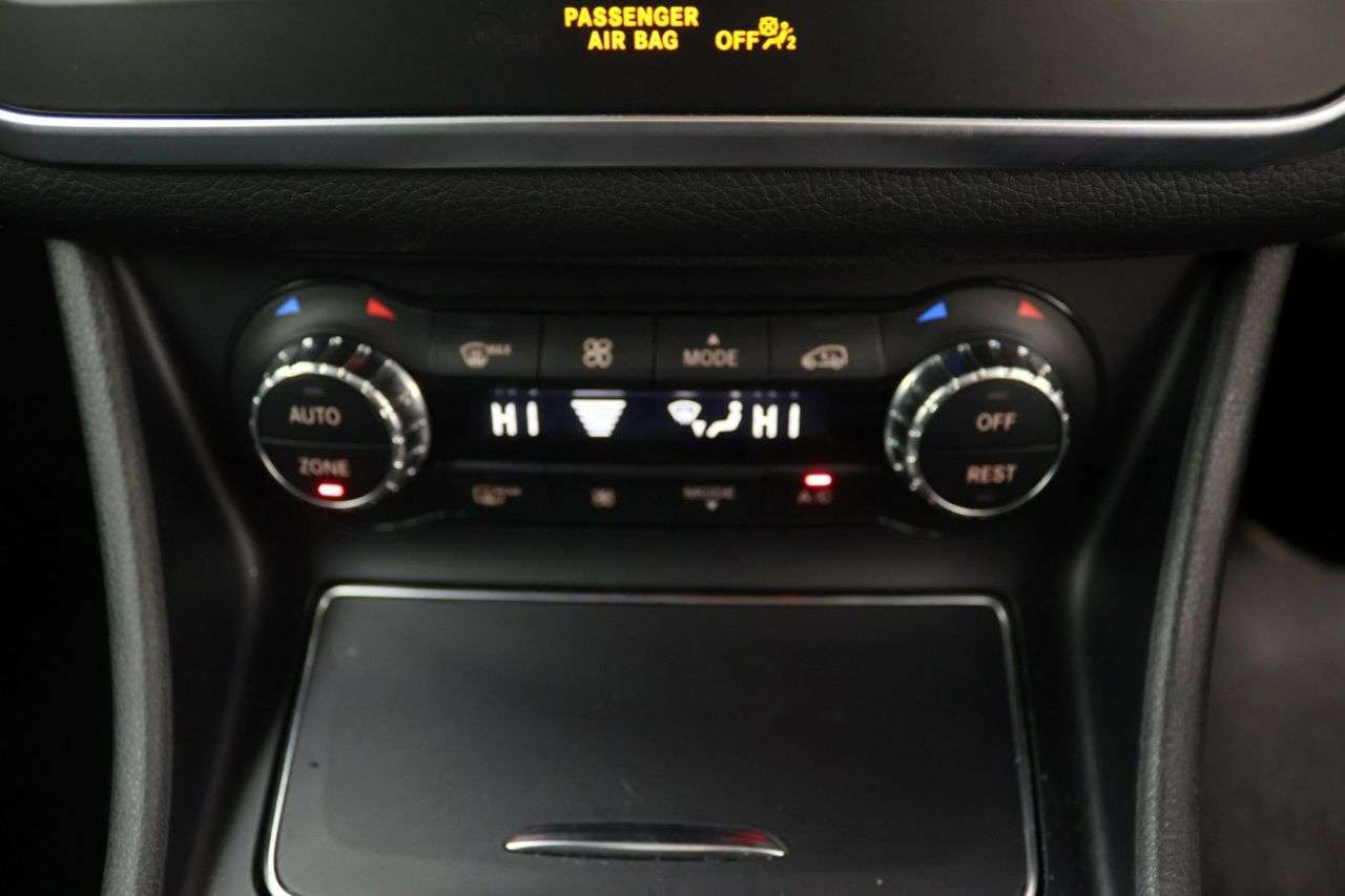 2019 MERCEDES-BENZ GLA CLASS 2019 MERCEDES-BENZ GLA CLASS