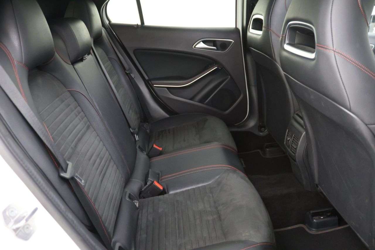 2019 MERCEDES-BENZ GLA CLASS 2019 MERCEDES-BENZ GLA CLASS