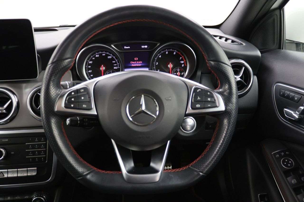 2019 MERCEDES-BENZ GLA CLASS 2019 MERCEDES-BENZ GLA CLASS