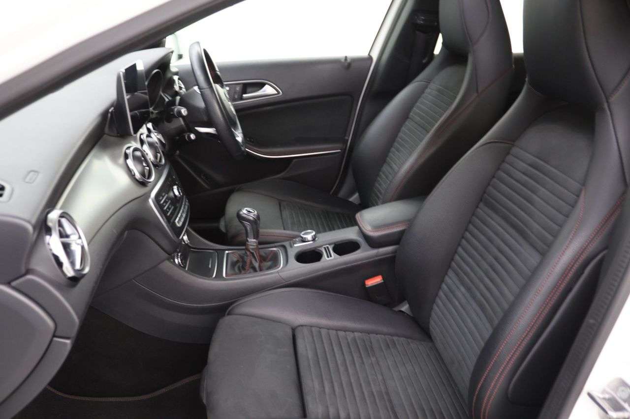 2019 MERCEDES-BENZ GLA CLASS 2019 MERCEDES-BENZ GLA CLASS