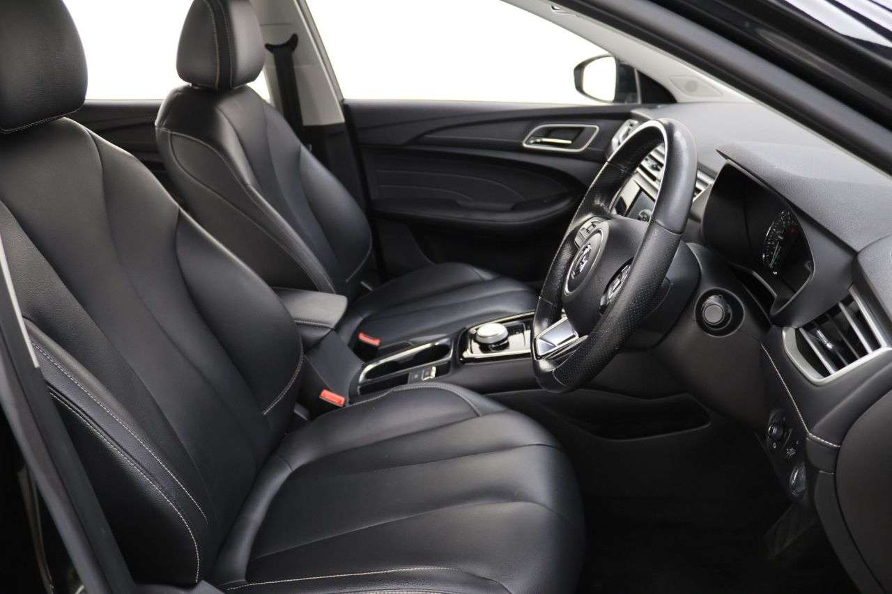 2022 MG MG 5 2022 MG MG 5