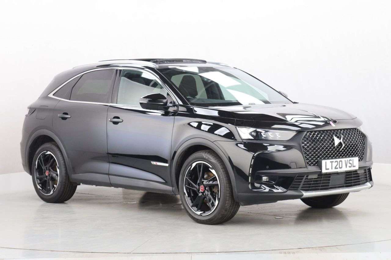 A 2020 DS AUTOMOBILES DS 7 1.2 PureTech Performance Line Crossback 5dr Petrol Manual Euro 6 (s/s) (130 A 2020 DS AUTOMOBILES DS 7 1.2 PureTech Performance Line Crossback 5dr Petrol Manual Euro 6 (s/s) (130
