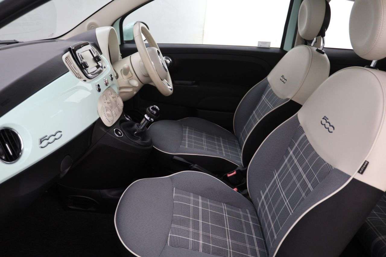 2019 FIAT 500 2019 FIAT 500