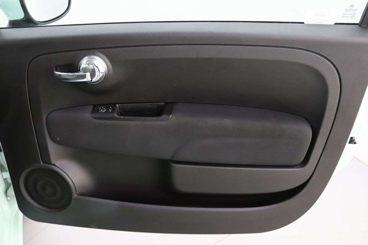 2019 FIAT 500 2019 FIAT 500