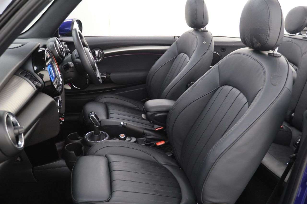 2020 MINI CONVERTIBLE 2020 MINI CONVERTIBLE