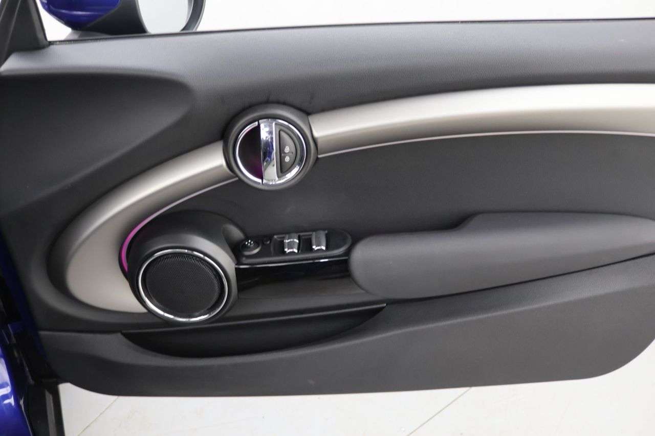 2020 MINI CONVERTIBLE 2020 MINI CONVERTIBLE