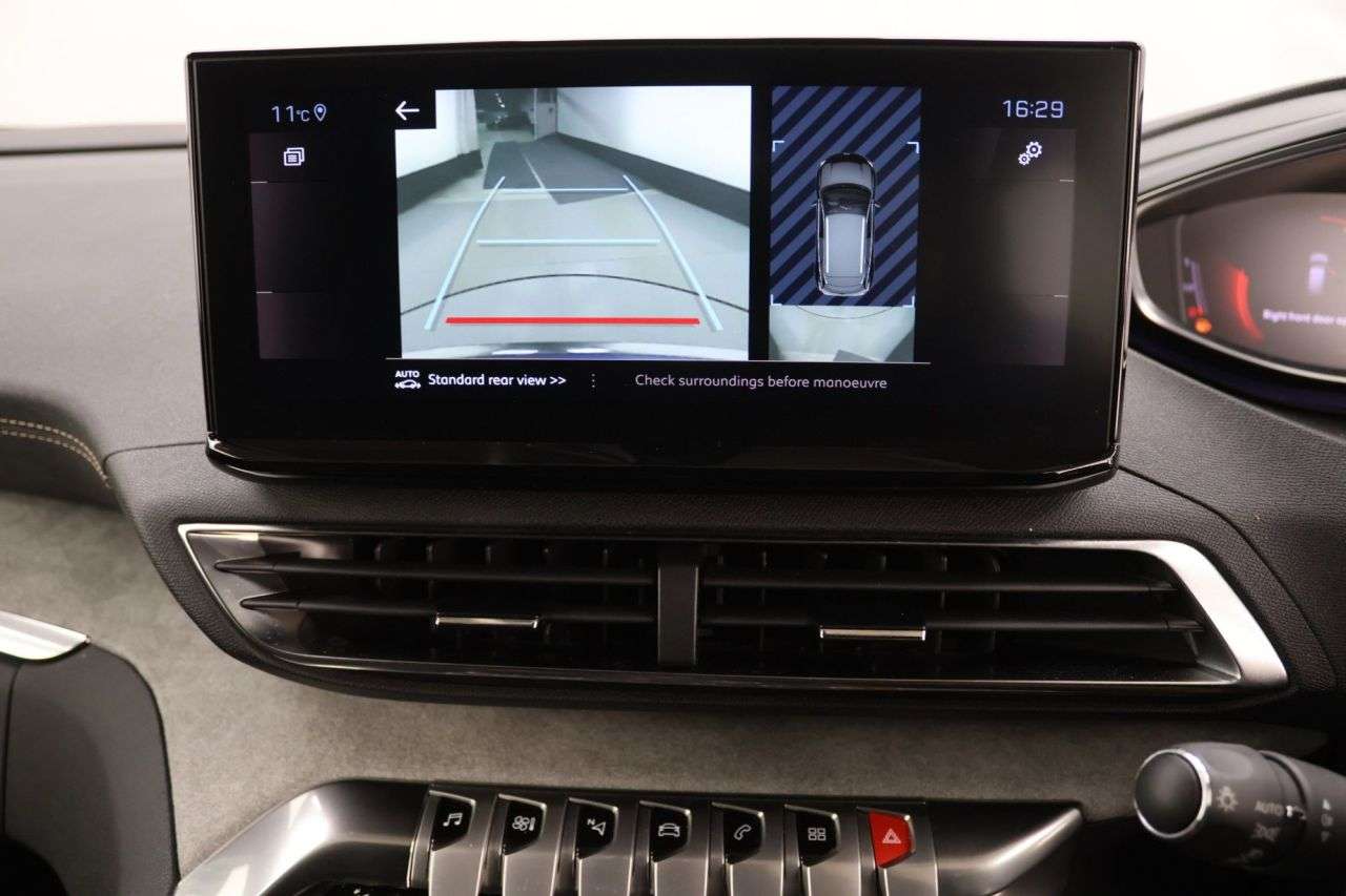 2022 PEUGEOT 3008 2022 PEUGEOT 3008