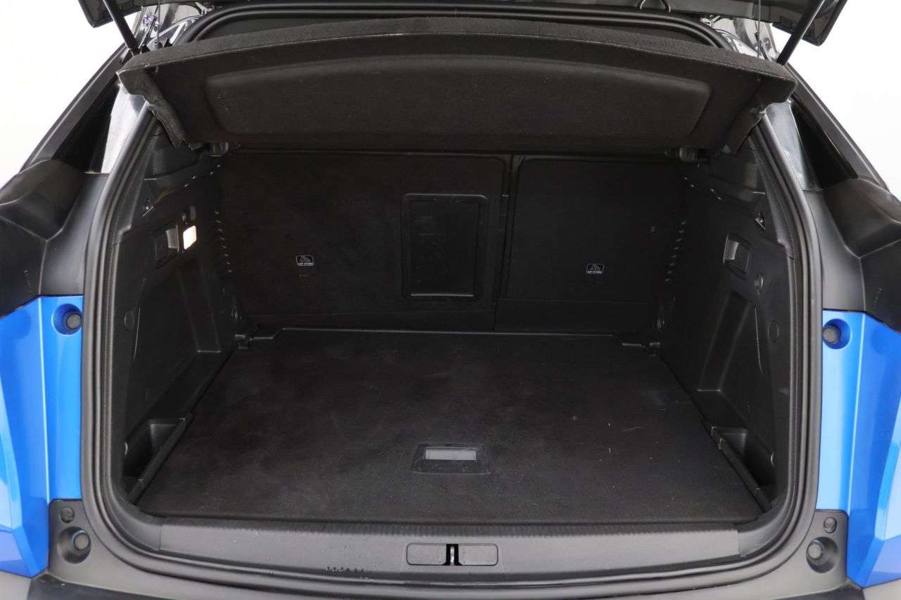 2022 PEUGEOT 3008 2022 PEUGEOT 3008