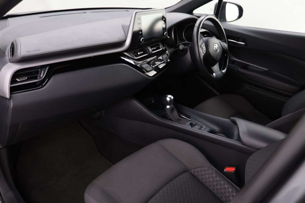 2022 TOYOTA C-HR 2022 TOYOTA C-HR