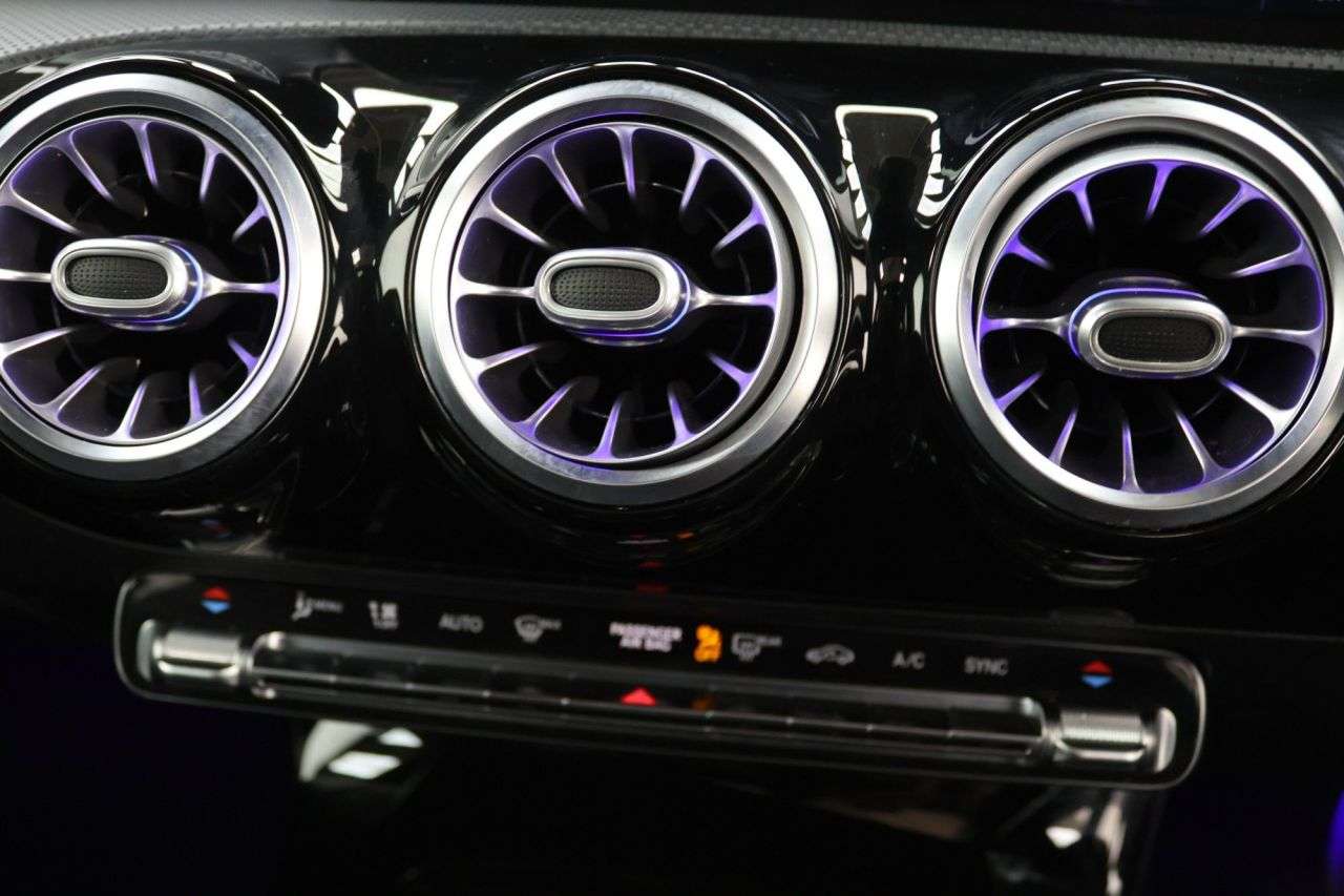 2020 MERCEDES-BENZ A CLASS 2020 MERCEDES-BENZ A CLASS