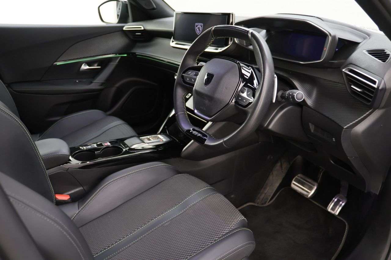 2024 PEUGEOT 2008 2024 PEUGEOT 2008