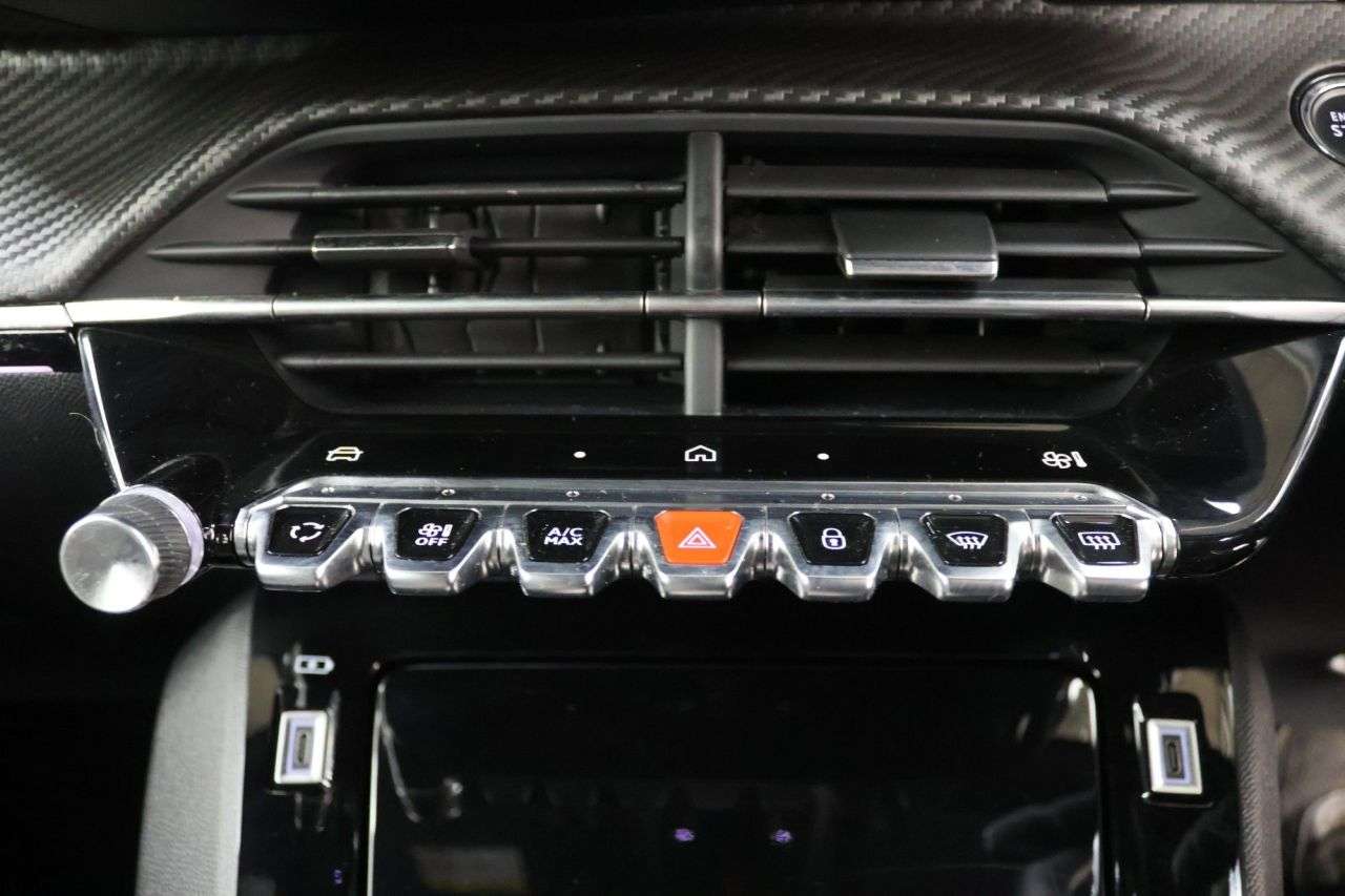 2024 PEUGEOT 2008 2024 PEUGEOT 2008