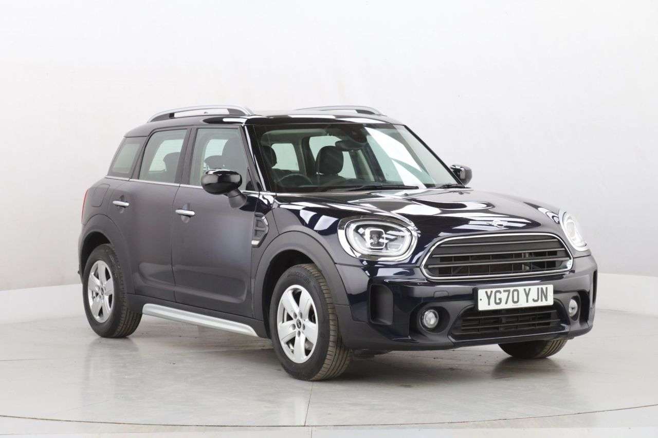 A 2020 MINI COUNTRYMAN 1.5 Cooper Classic SUV 5dr Petrol Steptronic Euro 6 (s/s) (136 ps) A 2020 MINI COUNTRYMAN 1.5 Cooper Classic SUV 5dr Petrol Steptronic Euro 6 (s/s) (136 ps)