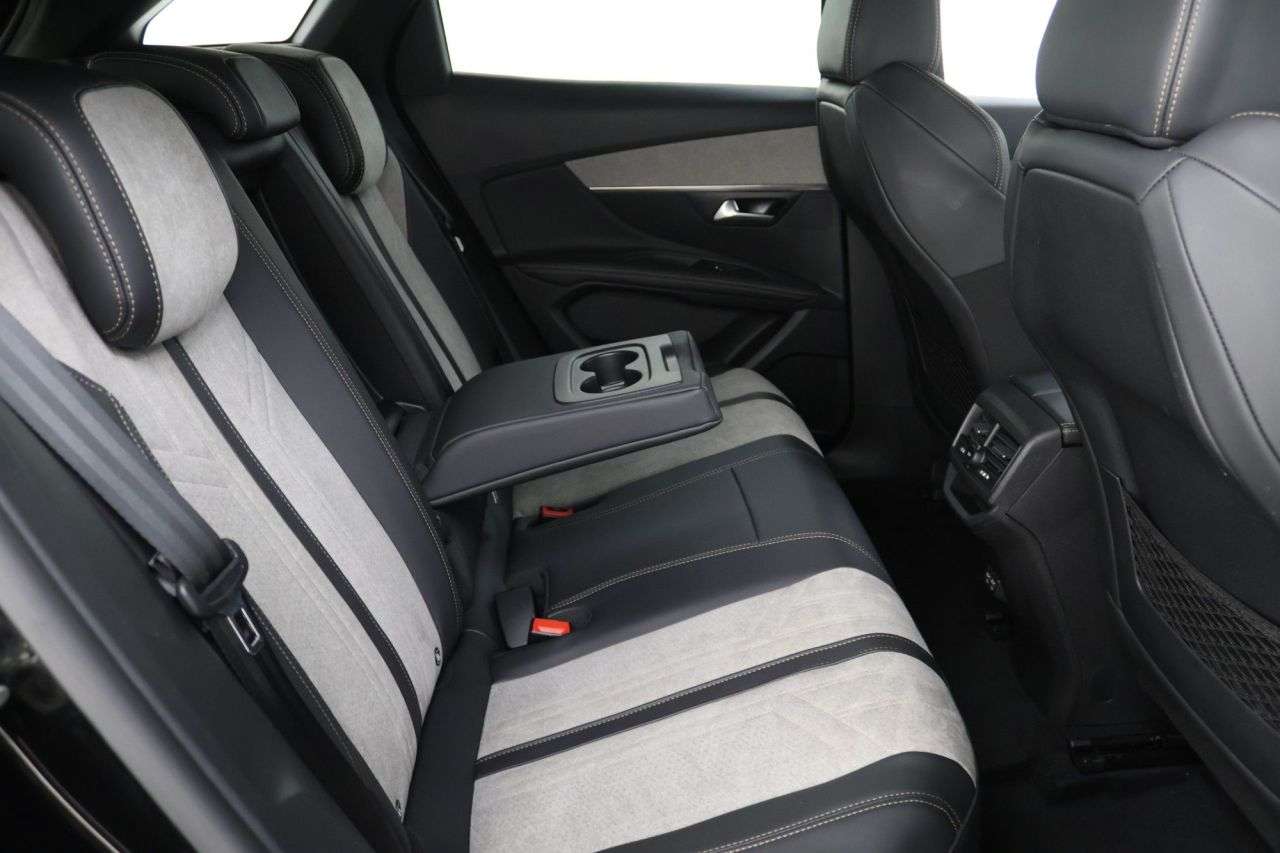 2021 PEUGEOT 3008 2021 PEUGEOT 3008