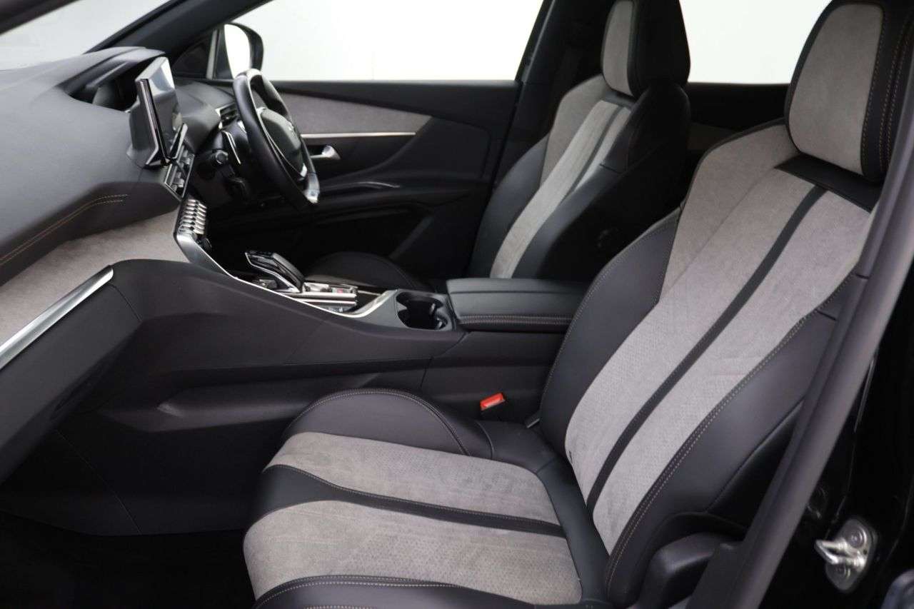 2021 PEUGEOT 3008 2021 PEUGEOT 3008