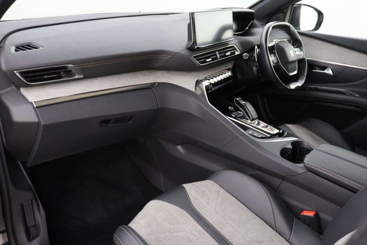 2021 PEUGEOT 3008 2021 PEUGEOT 3008