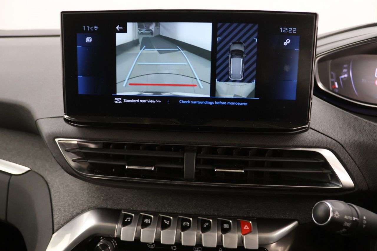 2022 PEUGEOT 3008 2022 PEUGEOT 3008