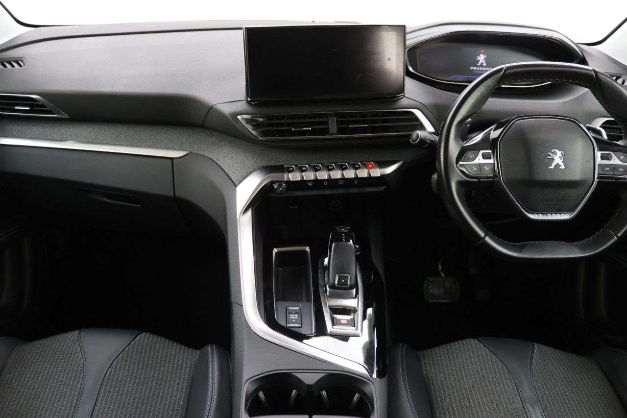 2022 PEUGEOT 3008 2022 PEUGEOT 3008