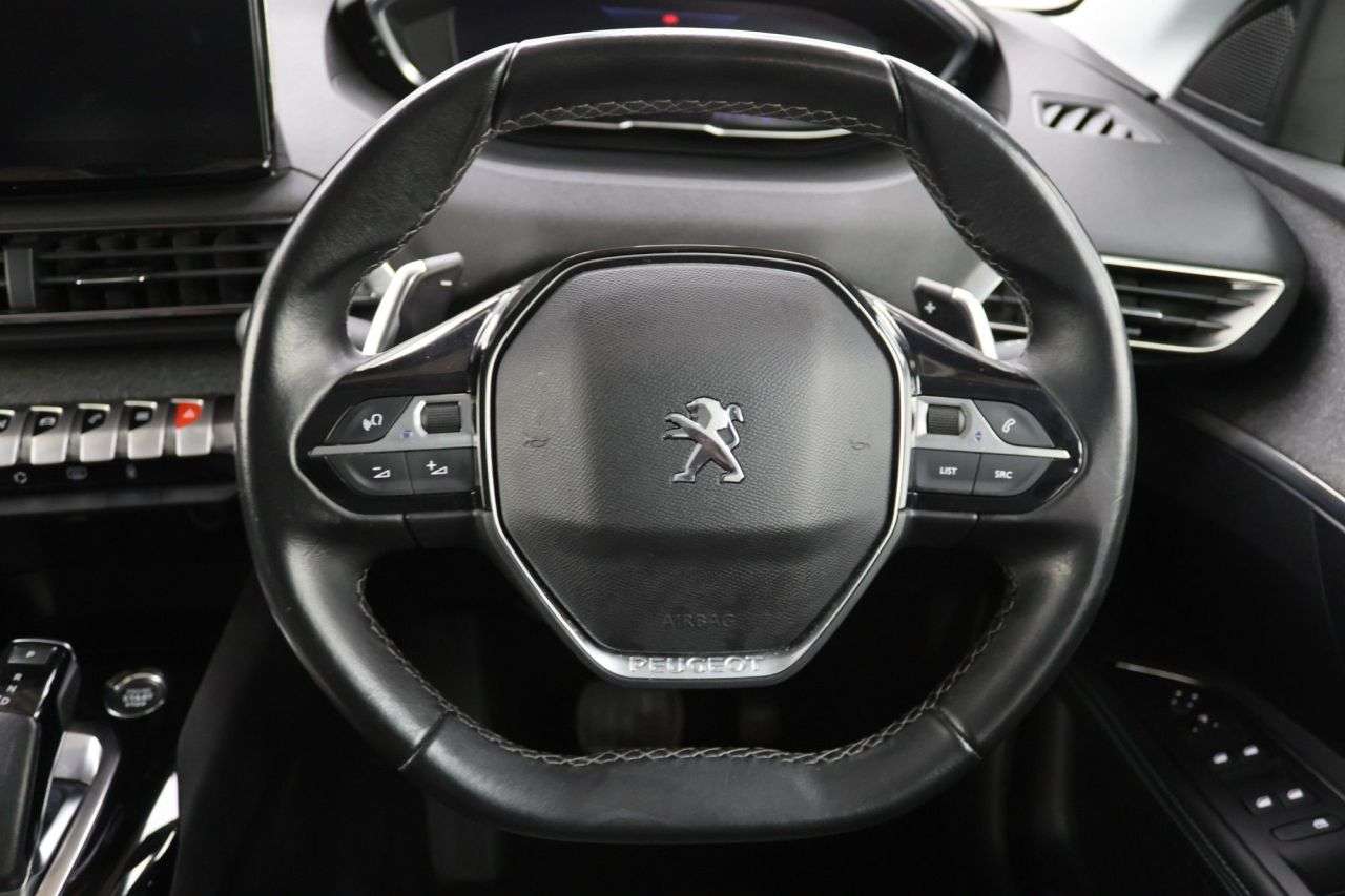 2022 PEUGEOT 3008 2022 PEUGEOT 3008