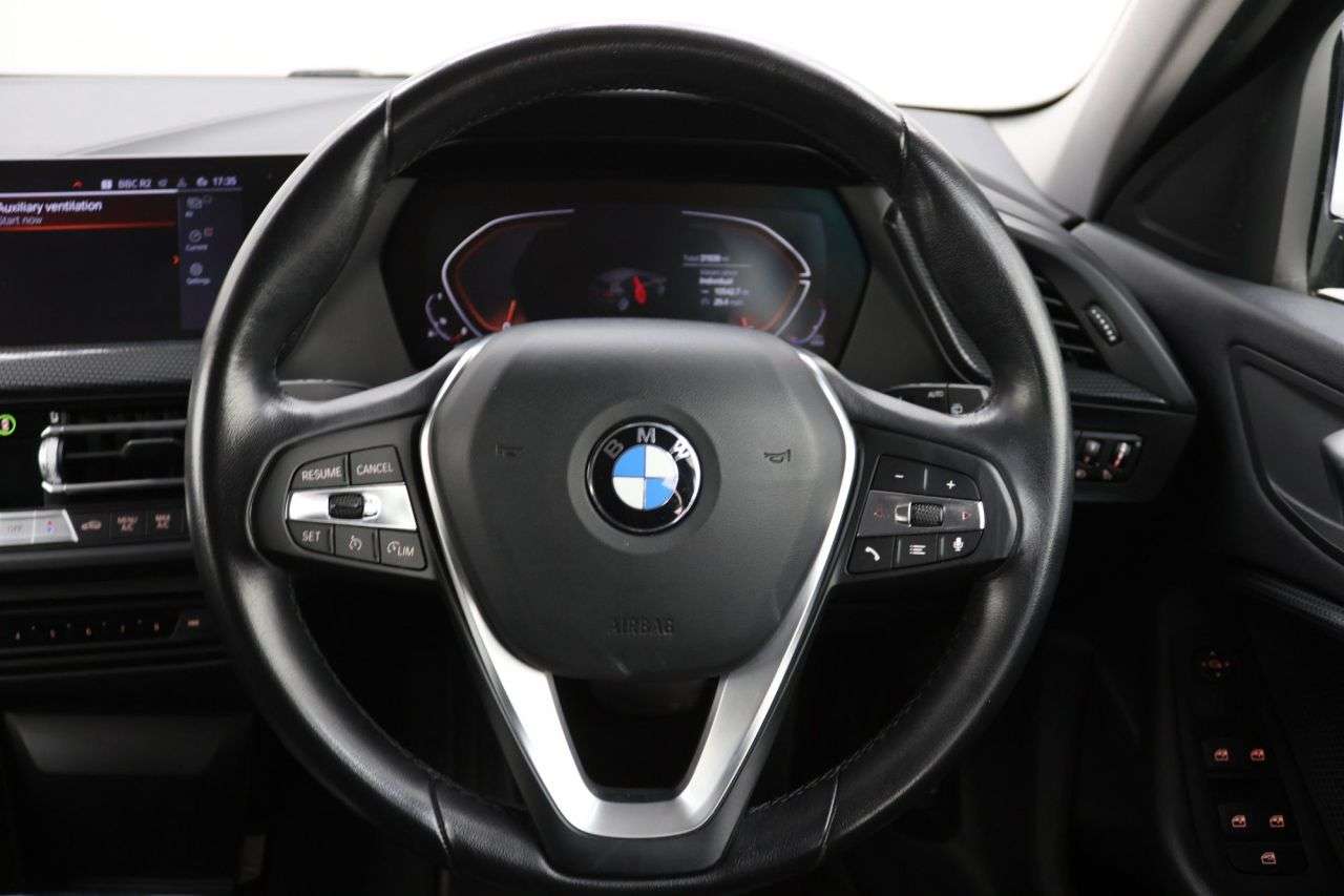 2022 BMW 1 SERIES 2022 BMW 1 SERIES